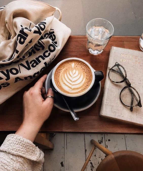 Cách pha chế cà phê Flat White đơn giản và độc đáo