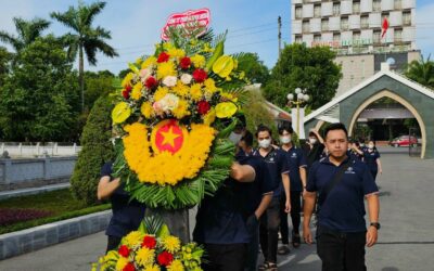 Thắp hương kỷ niệm ngày Thương binh Liệt sỹ 27/07